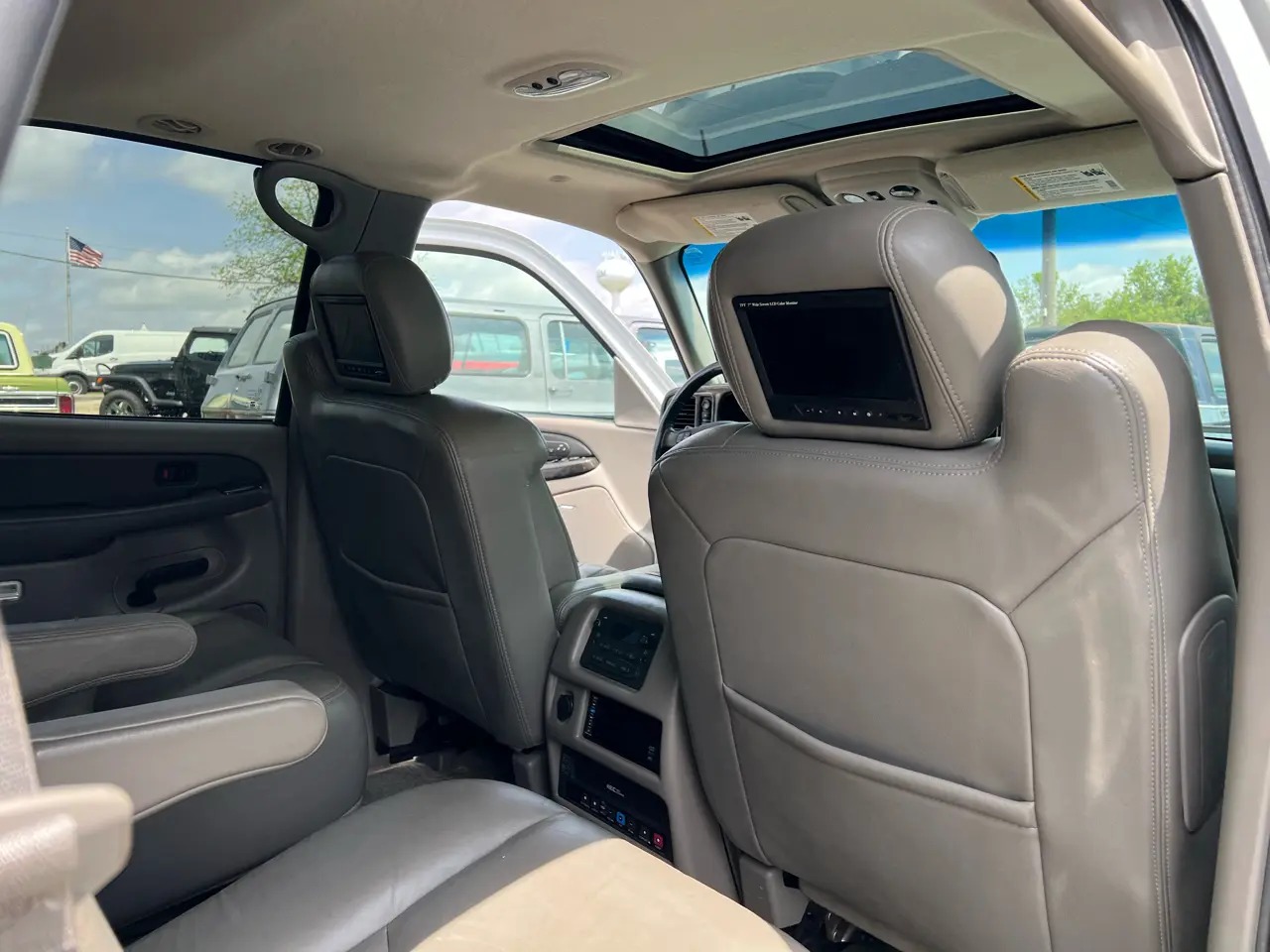2003 GMC Yukon SLT