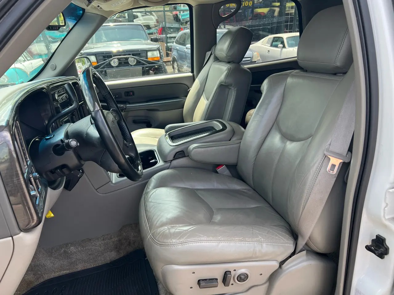 2003 GMC Yukon SLT