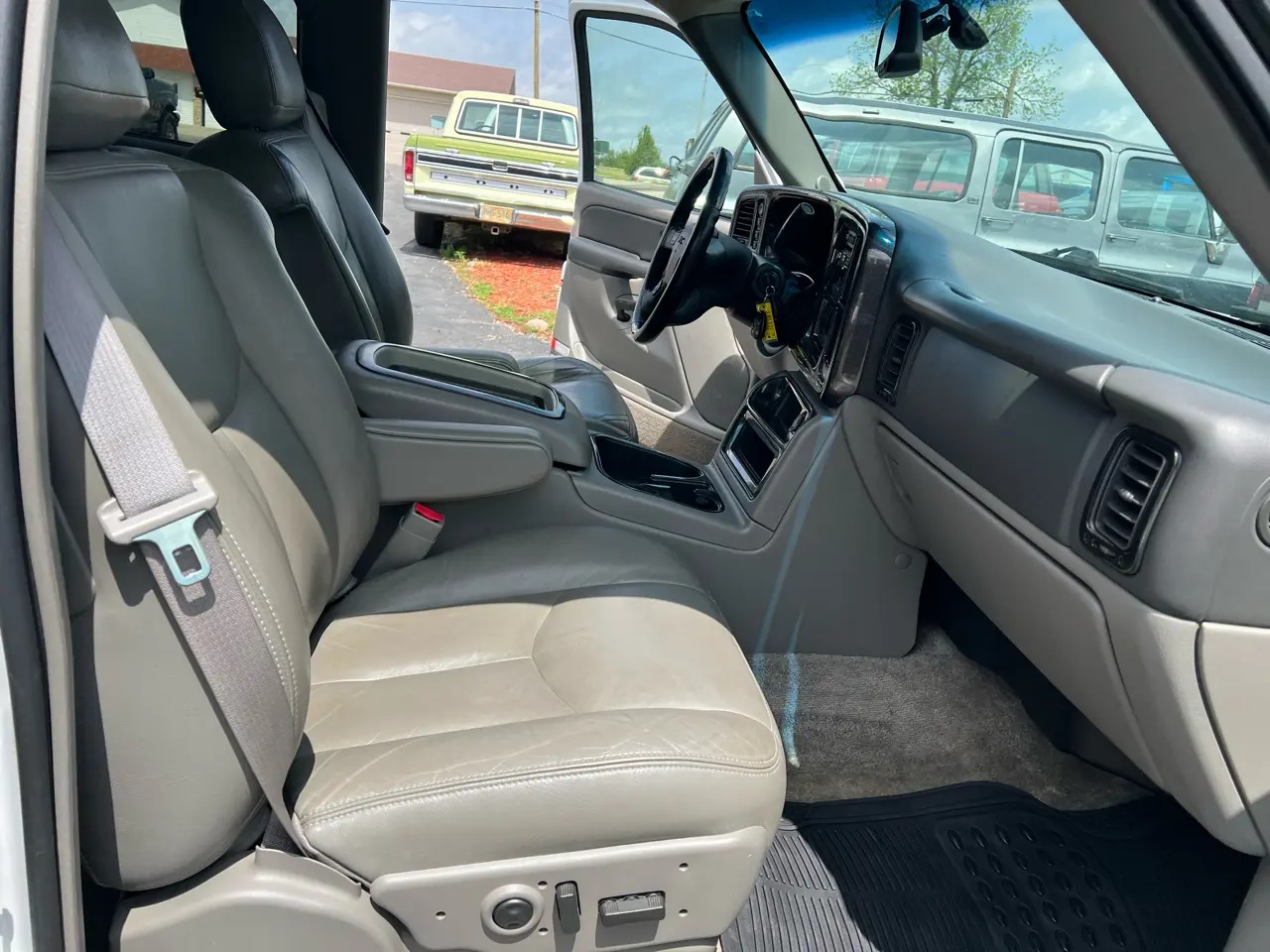 2003 GMC Yukon SLT