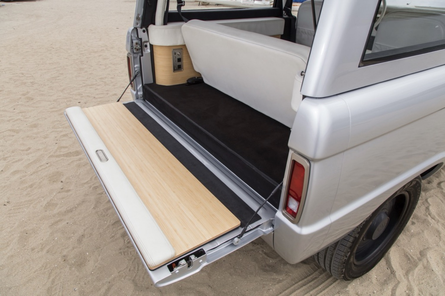 1972 Ford Bronco Zero Labs DEV001 Electric Vehicle