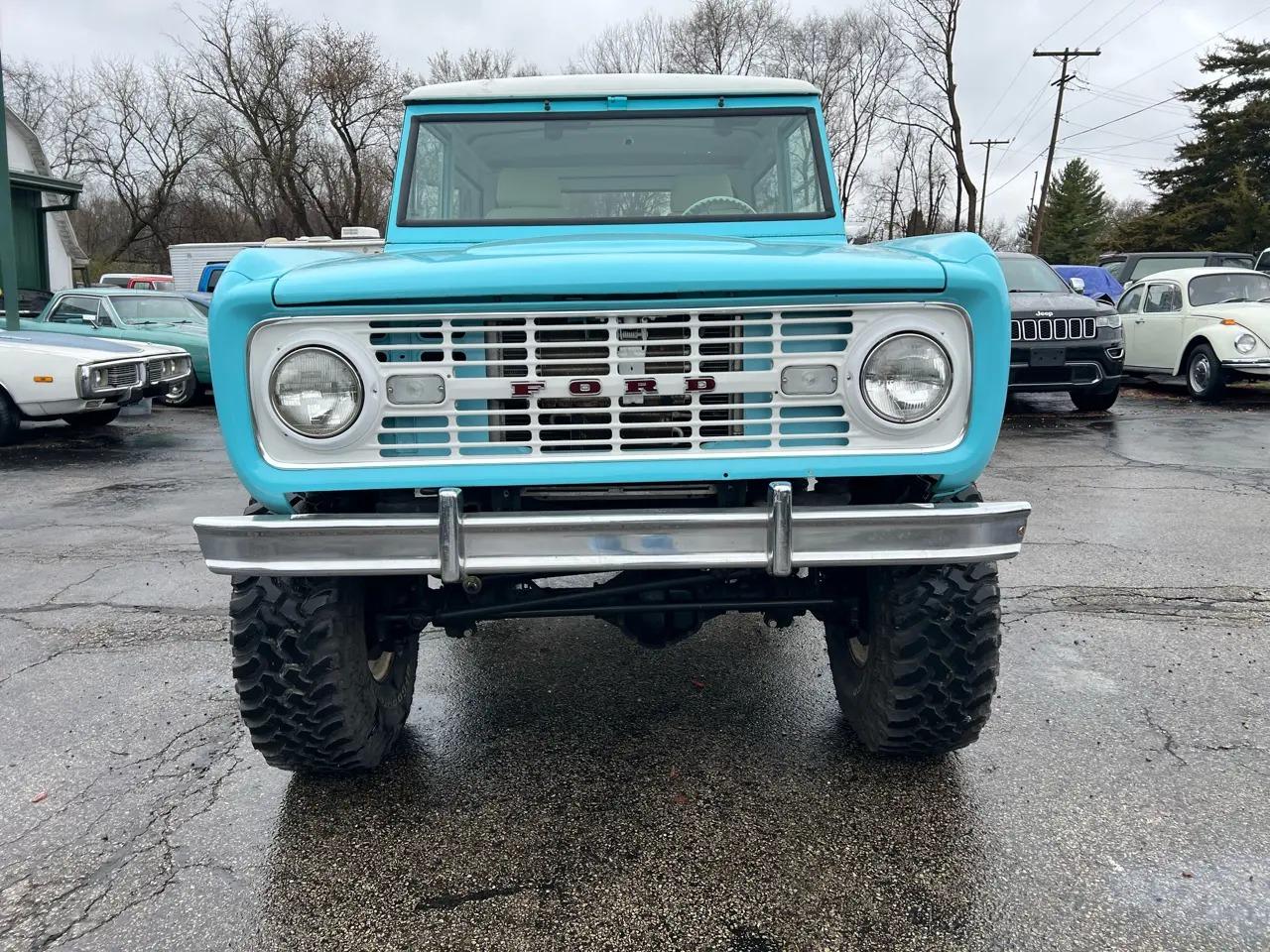 1971 Ford Bronco - 2
