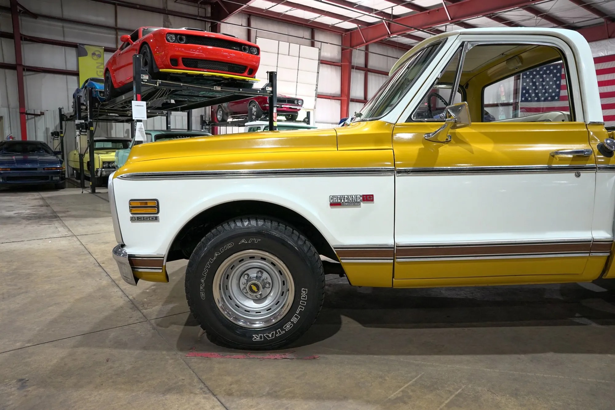 1971 Chevrolet C-10 Cheyenne - 3