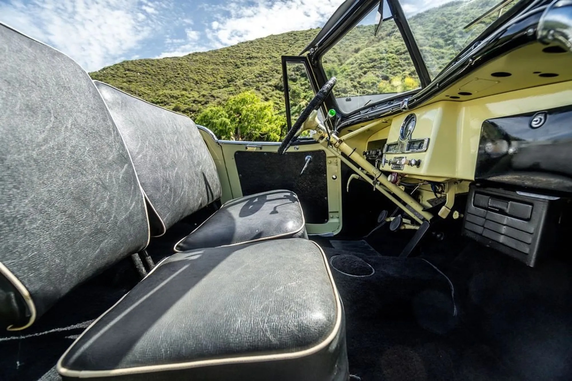 1950 Willys Jeepster