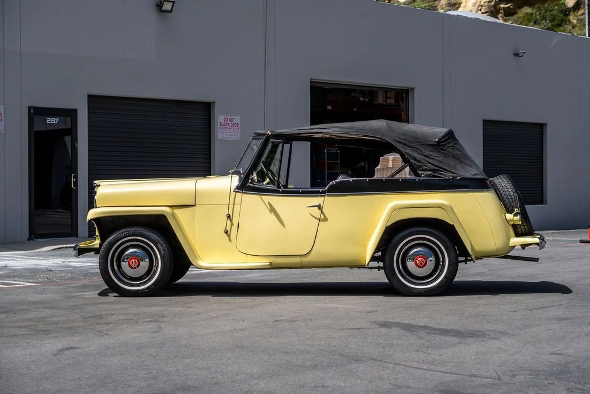 1950 Willys Jeepster