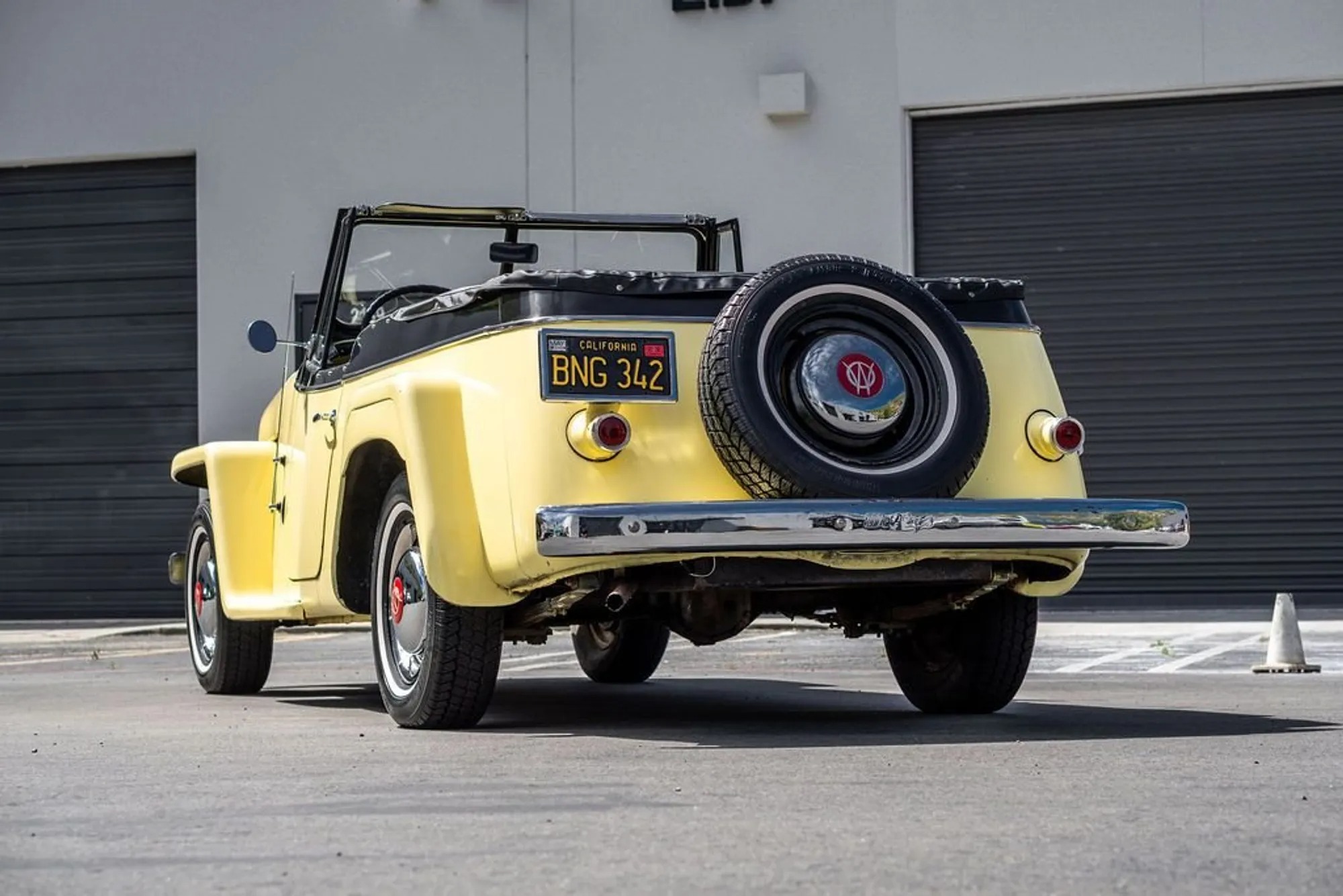 1950 Willys Jeepster - 5