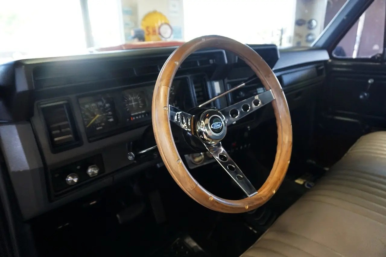 1984 Ford F-150 4x4
