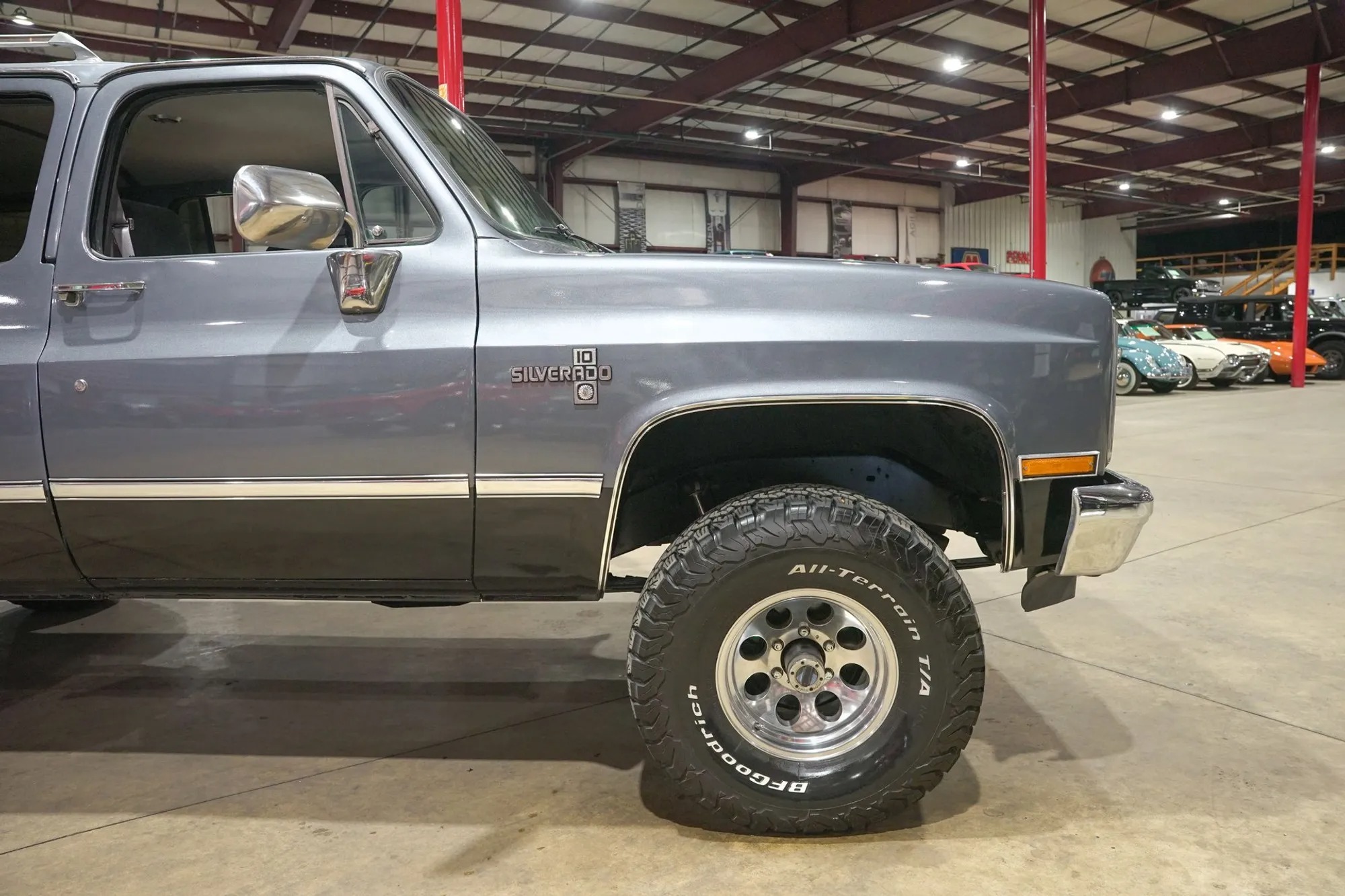 1987 Chevrolet Suburban V10