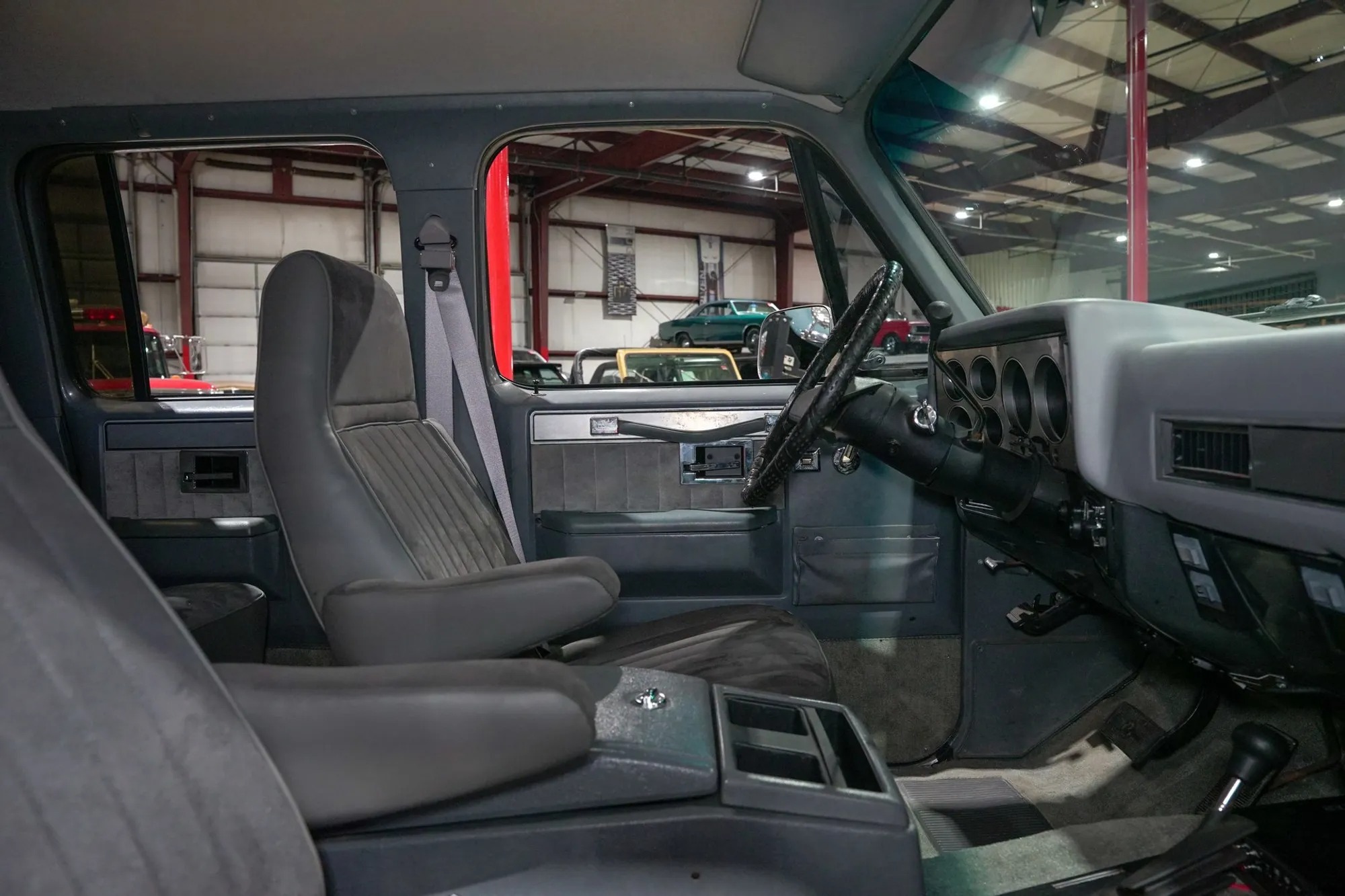 1987 Chevrolet Suburban V10