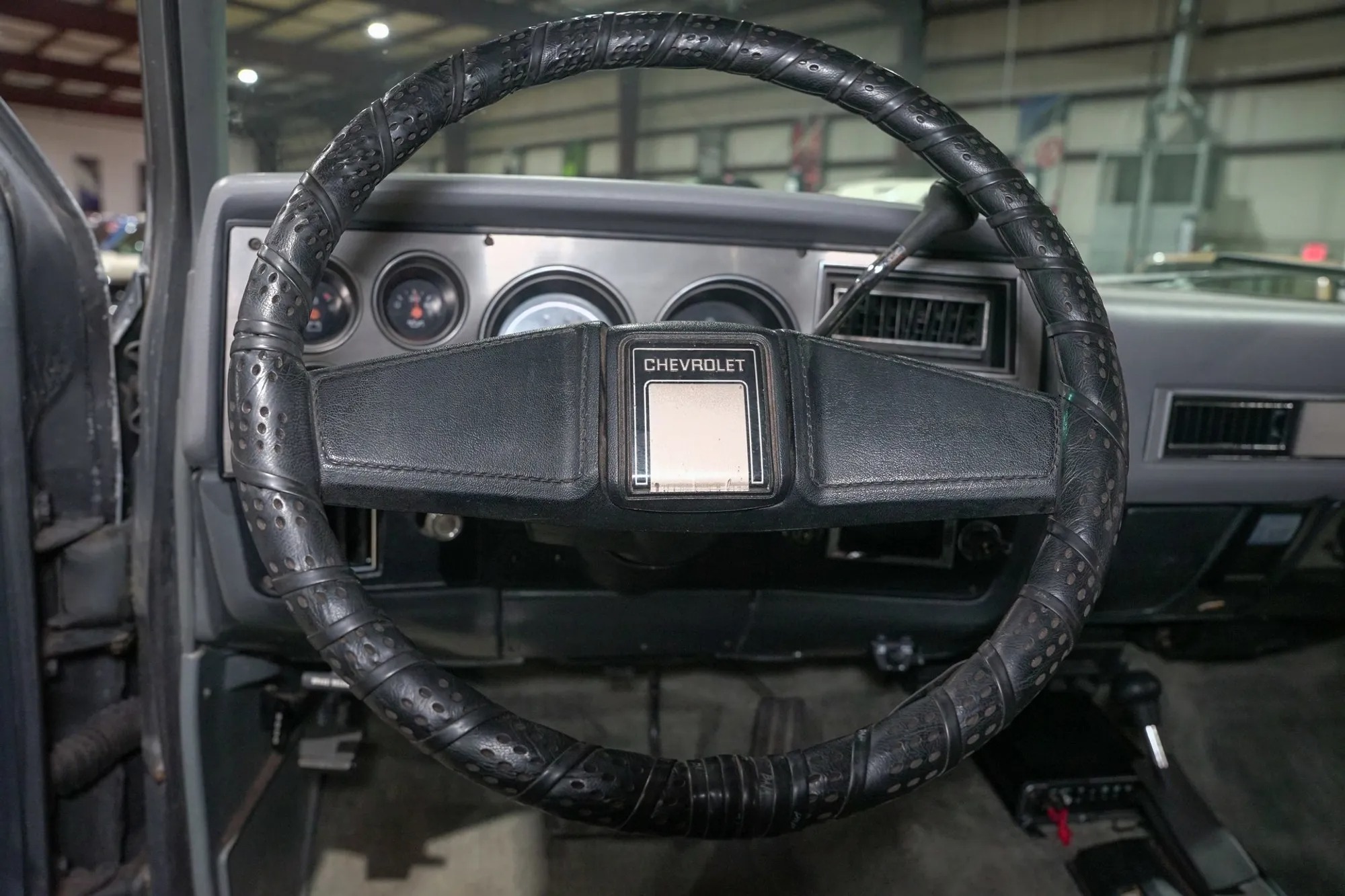 1987 Chevrolet Suburban V10