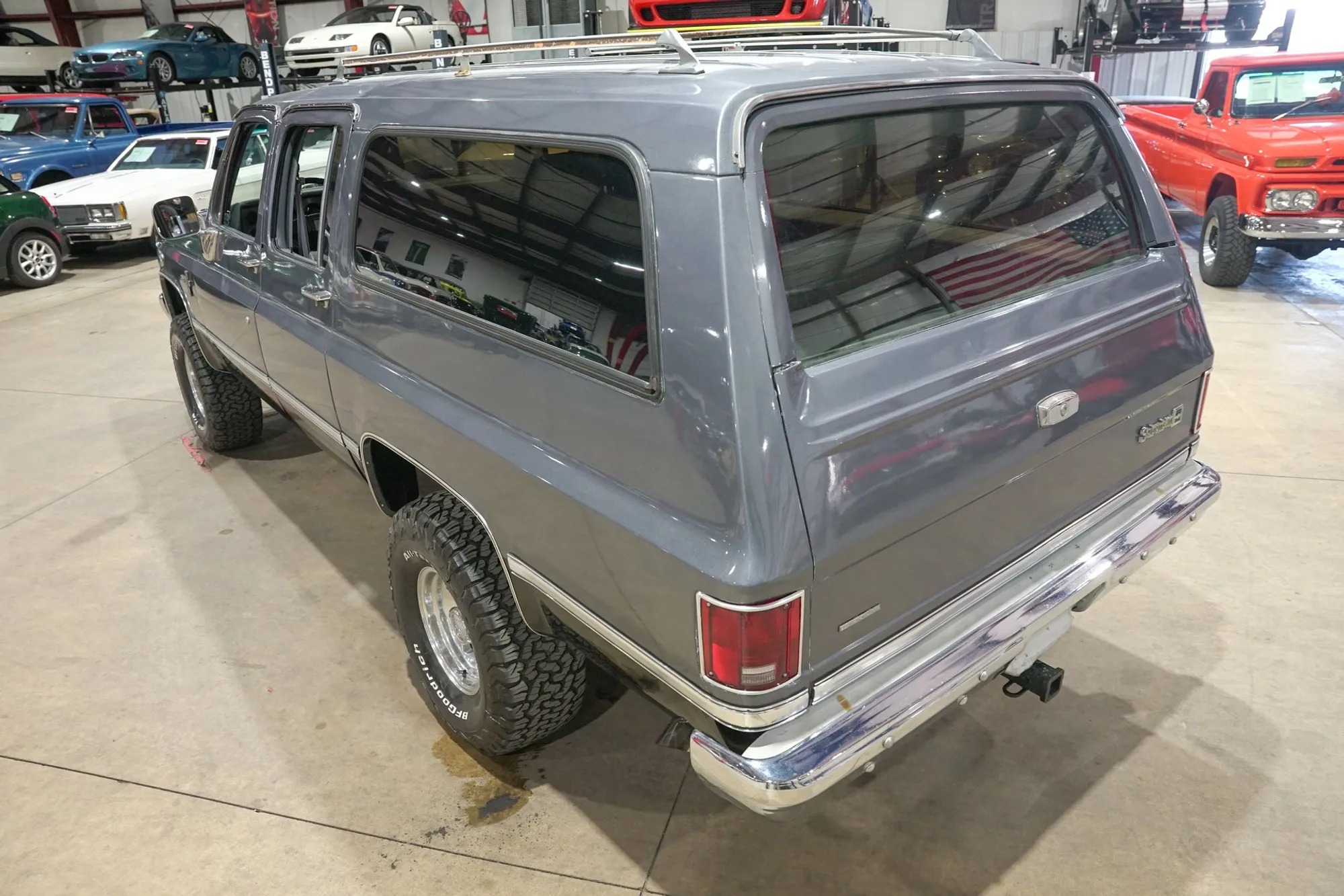 1987 Chevrolet Suburban V10
