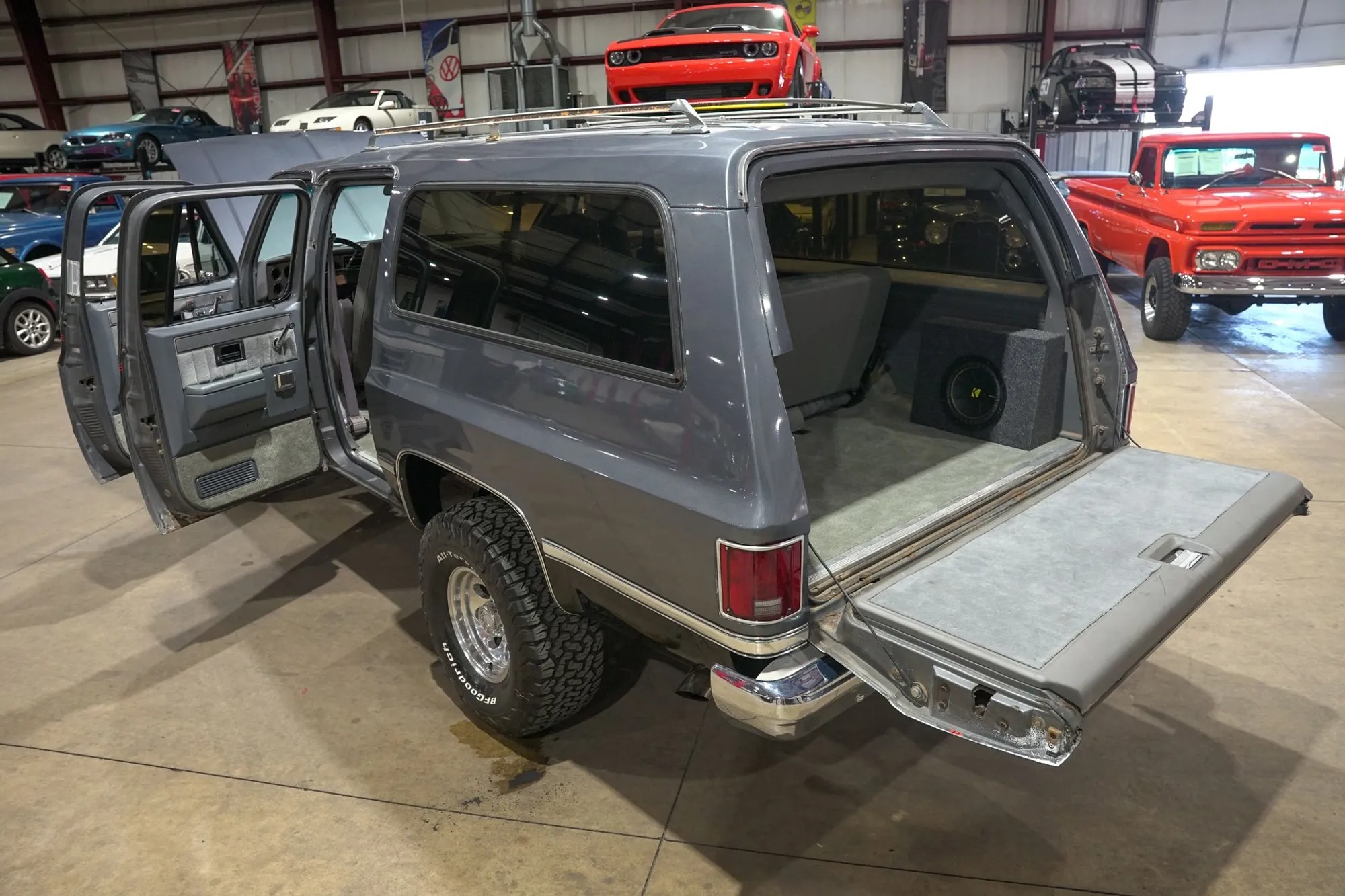 1987 Chevrolet Suburban V10