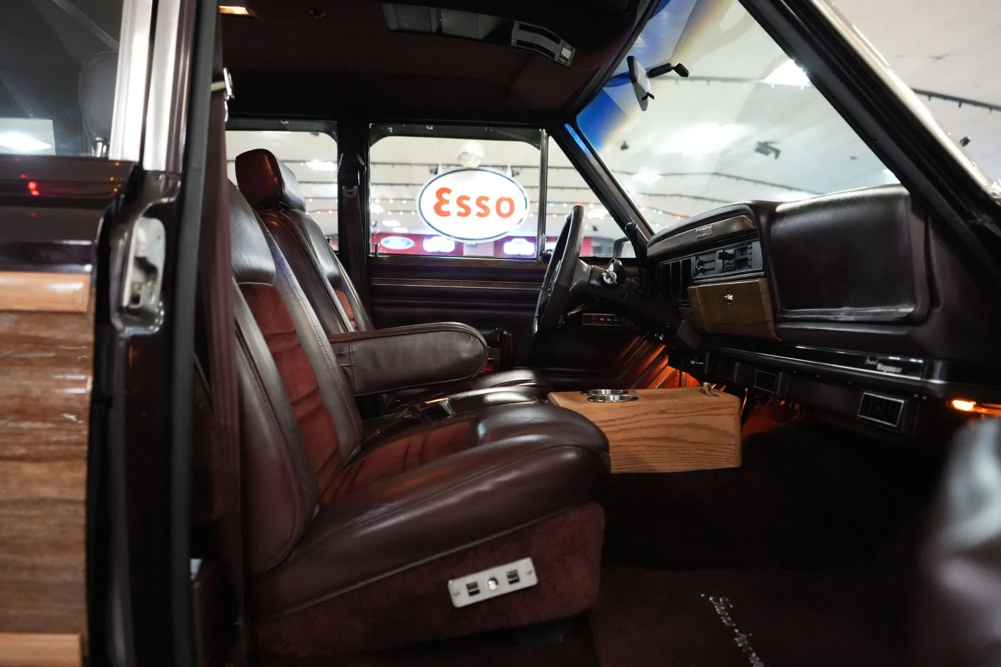 1991 Jeep Wagoneer Limited