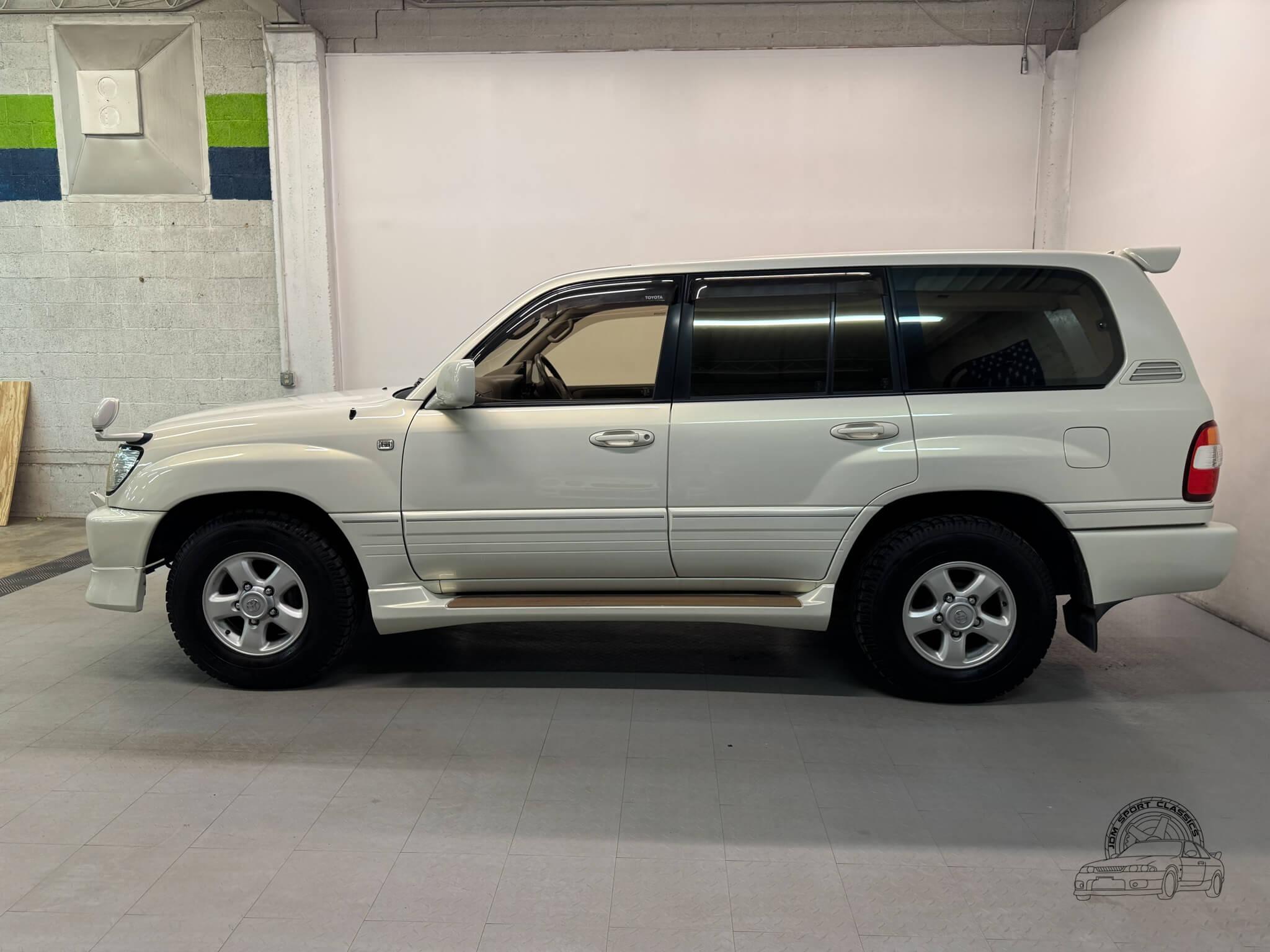 1998 Toyota Land Cruiser VX-L - 2