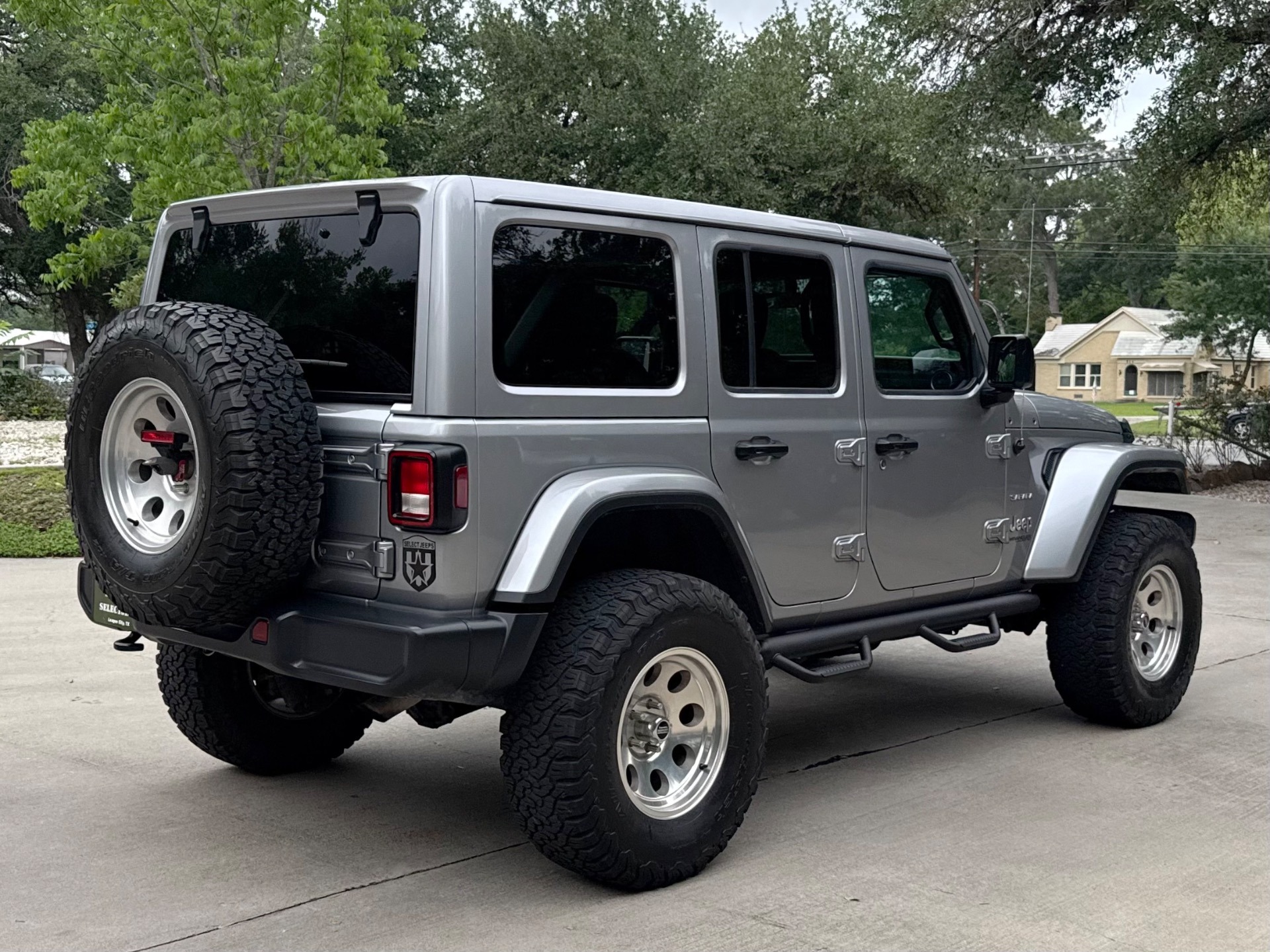 2018 Jeep Wrangler Unlimited Sahara - 4