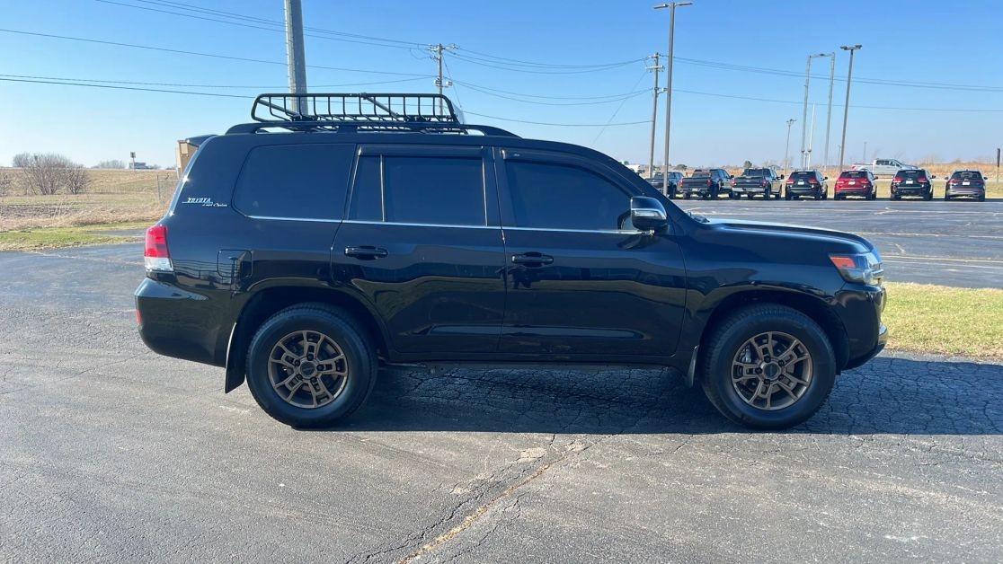 2021 Toyota Land Cruiser Heritage Edition - 2