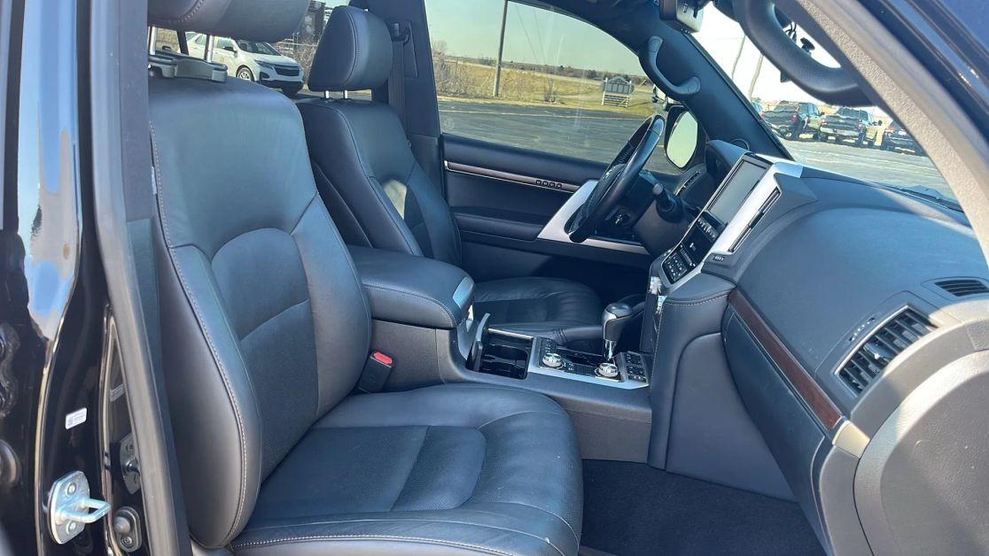 2021 Toyota Land Cruiser Heritage Edition - 3