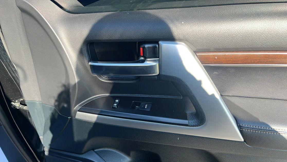 2021 Toyota Land Cruiser Heritage Edition