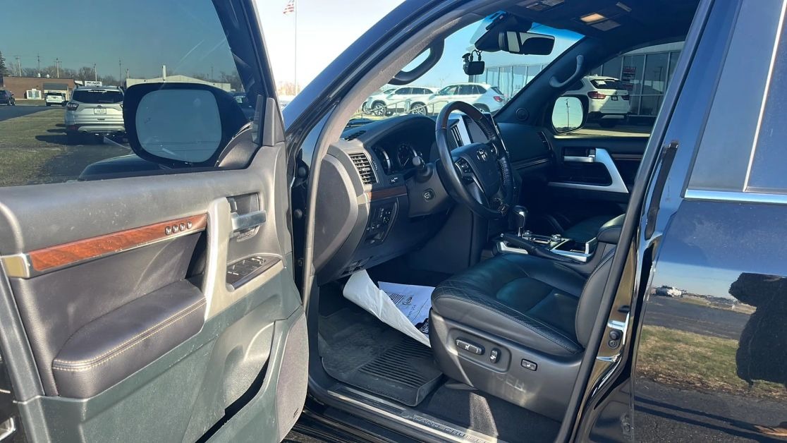 2021 Toyota Land Cruiser Heritage Edition