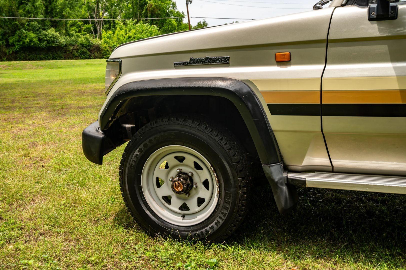 1996 Toyota Land Cruiser KZJ77 - 4