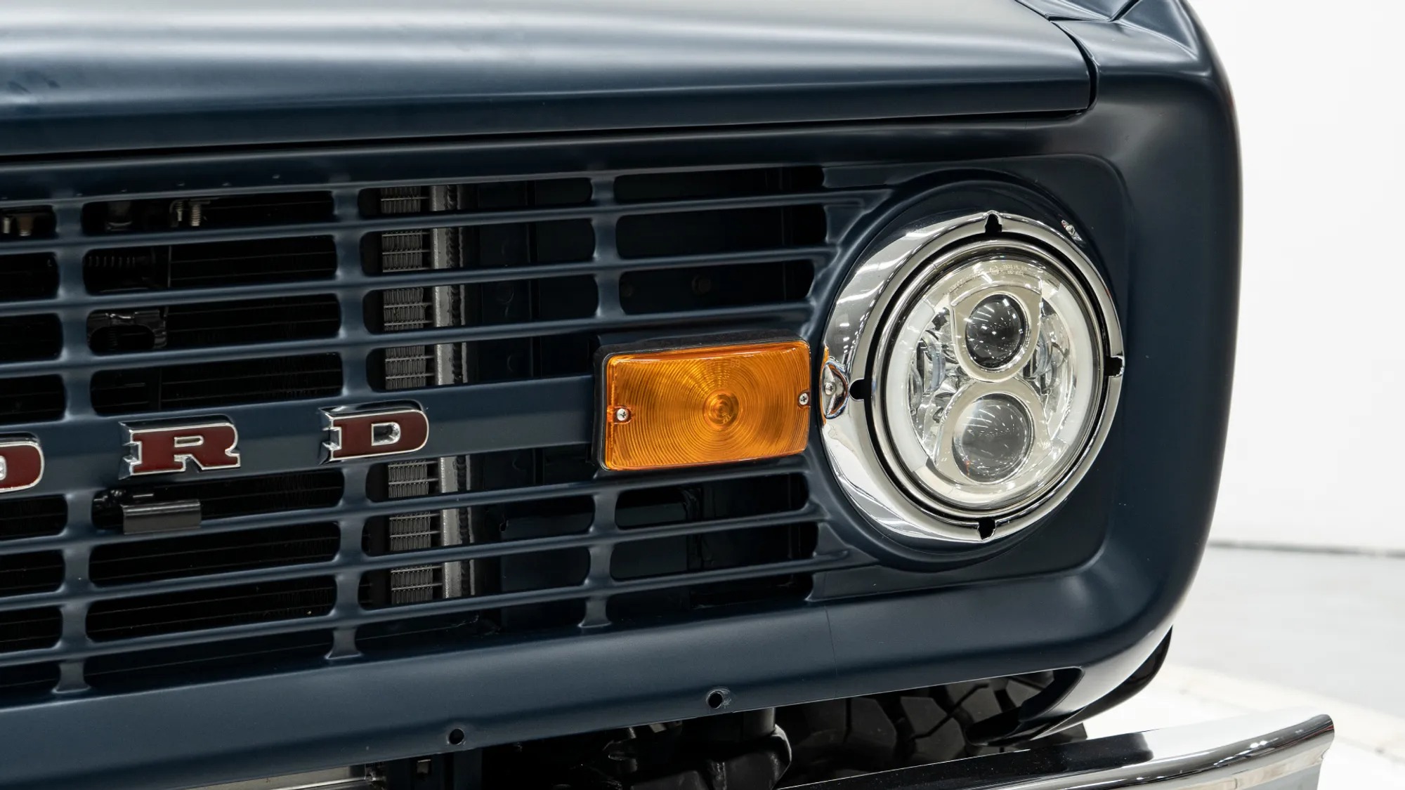 Velocity-Built 1972 Ford Bronco