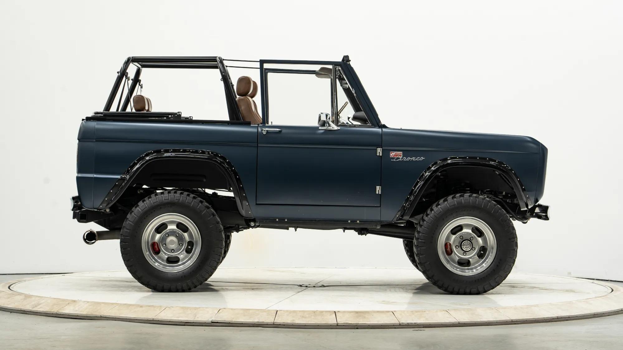 Velocity-Built 1972 Ford Bronco