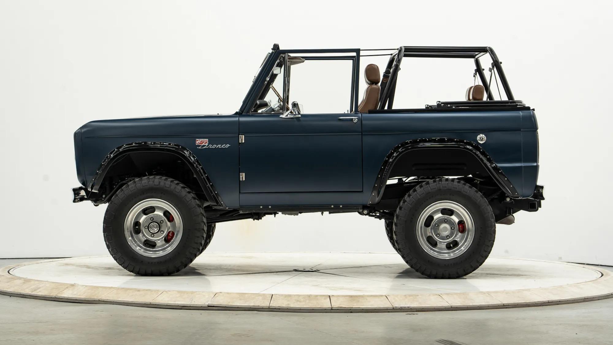 Velocity-Built 1972 Ford Bronco