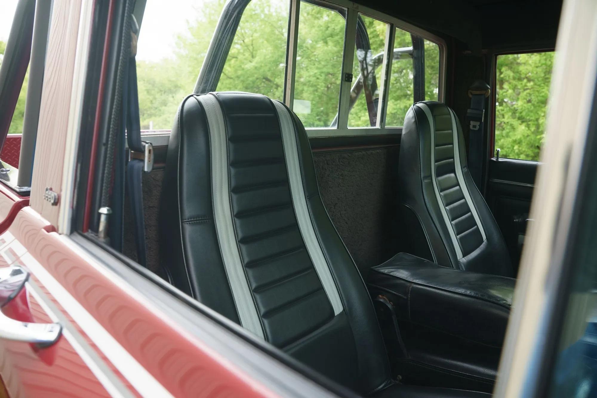1982 Jeep J10 Laredo