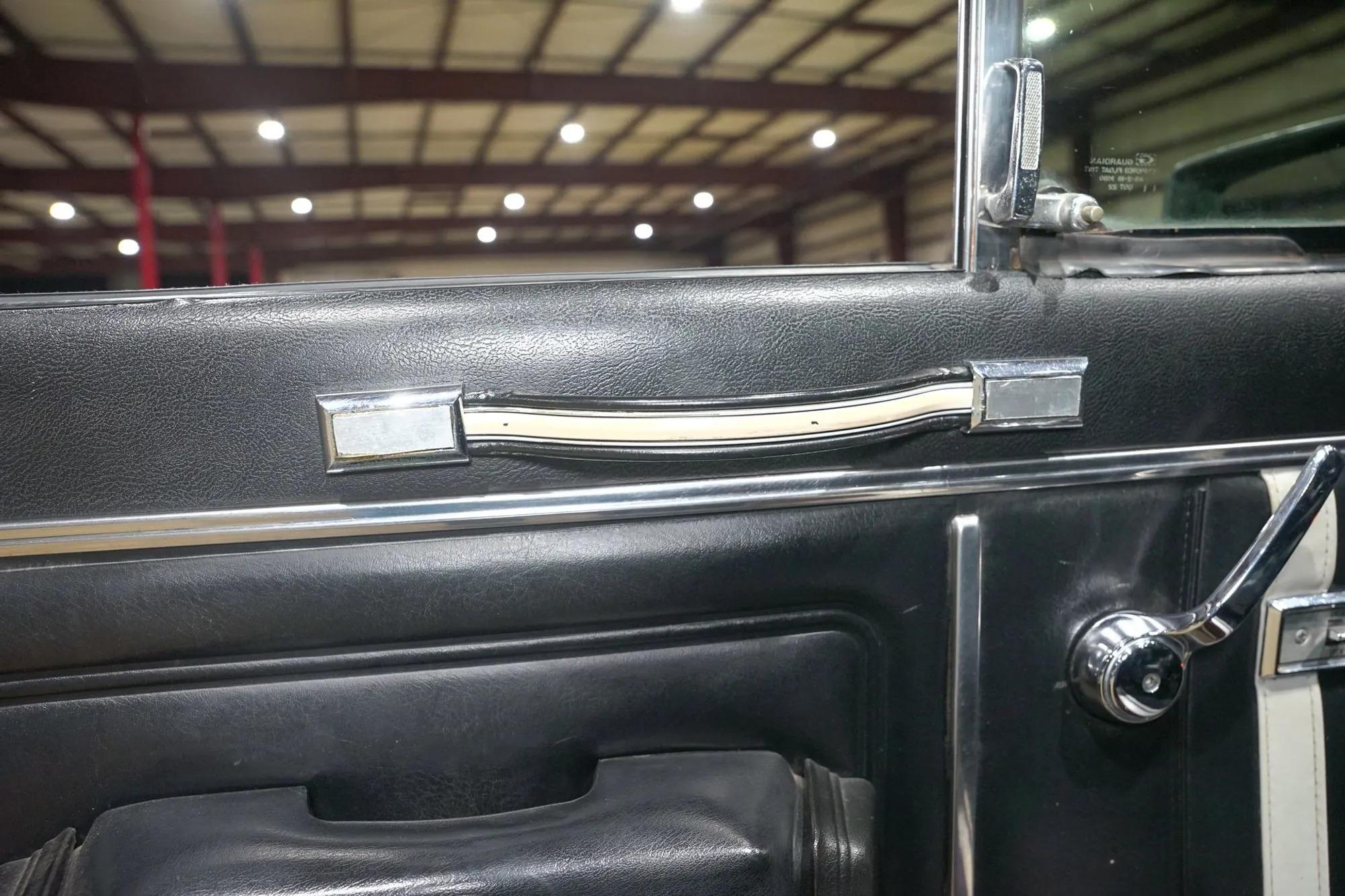 1982 Jeep J10 Laredo