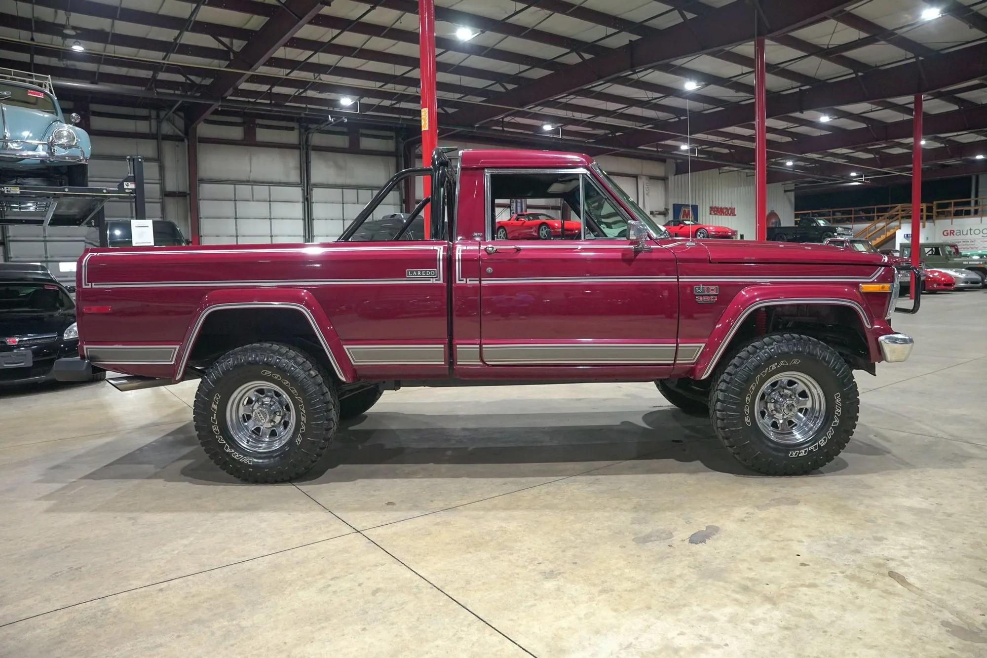 1982 Jeep J10 Laredo