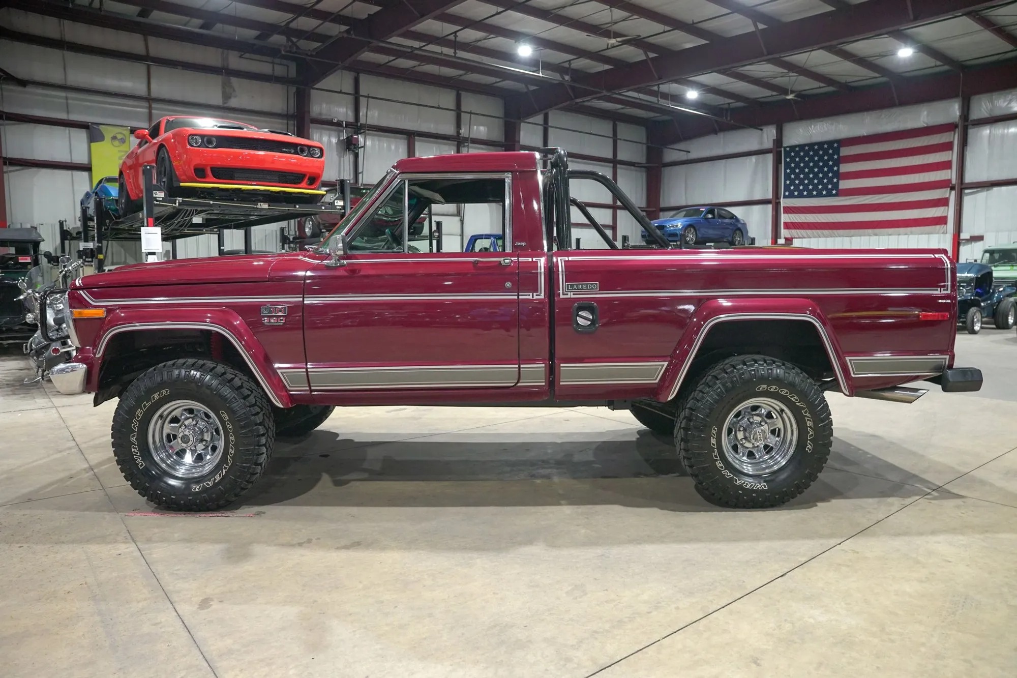 1982 Jeep J10 Laredo - 4