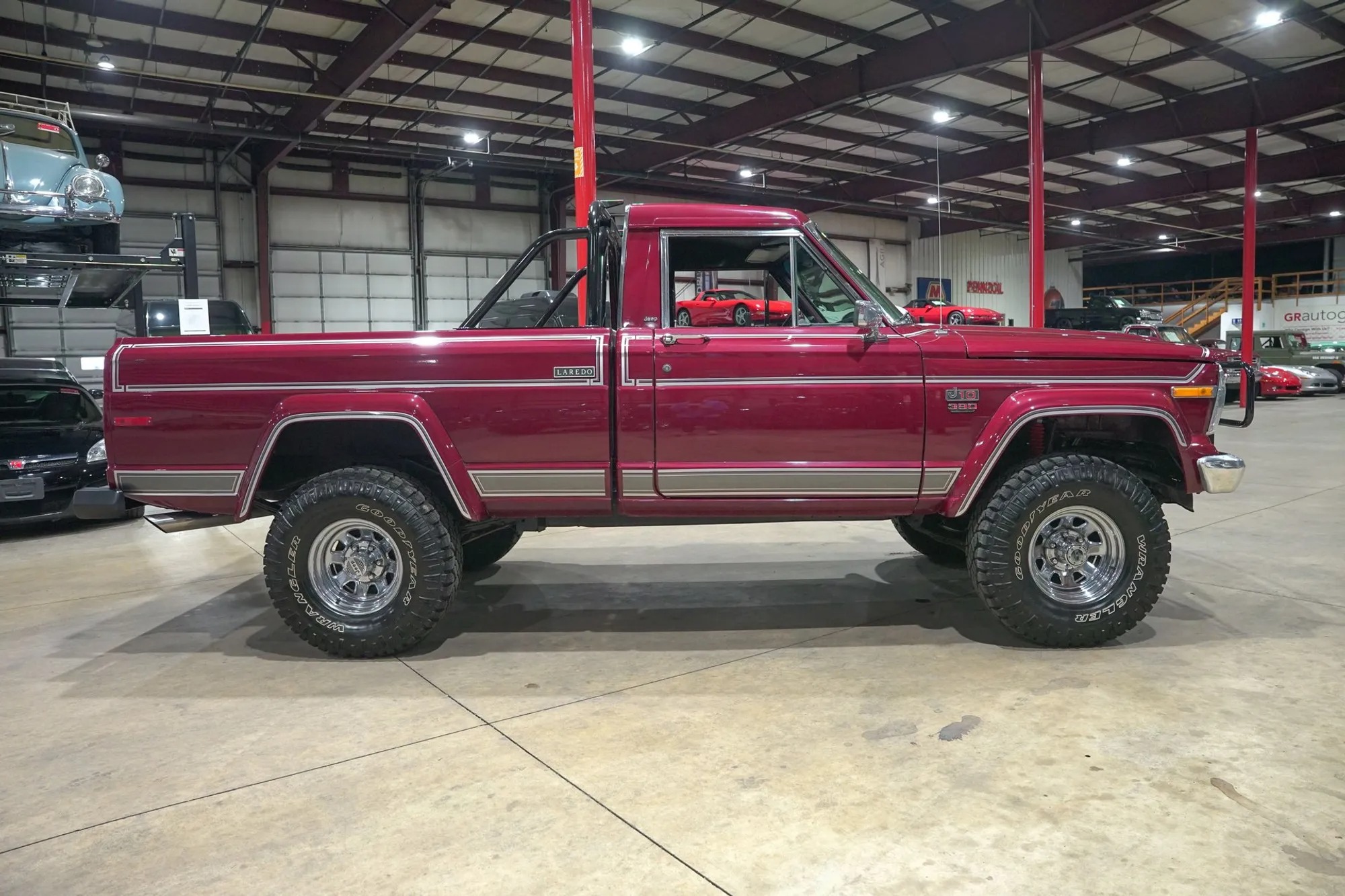 1982 Jeep J10 Laredo