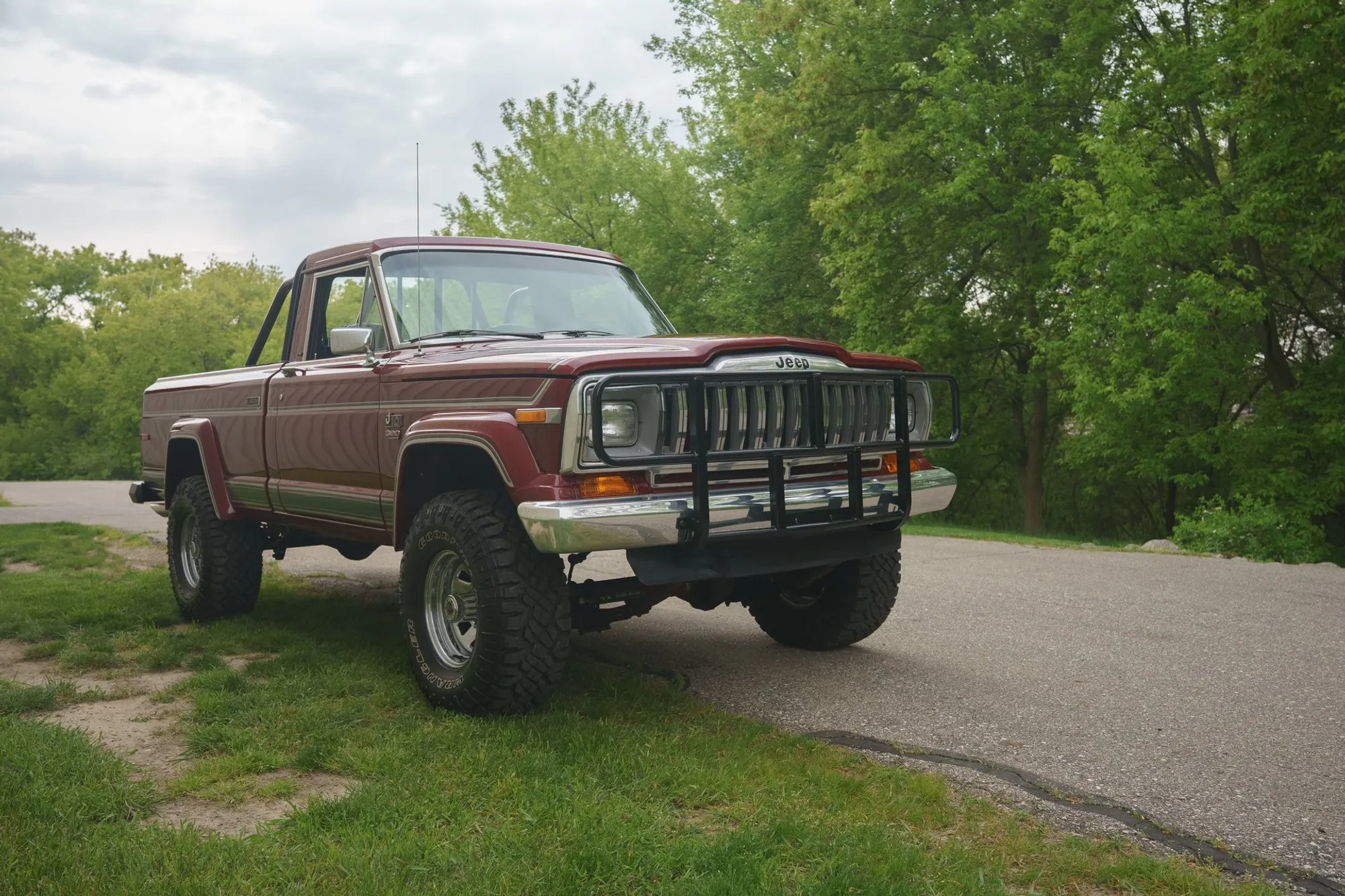 1982 Jeep J10 Laredo