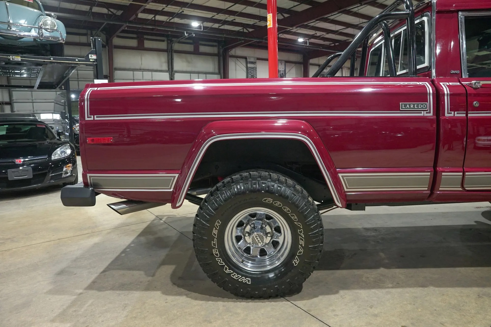 1982 Jeep J10 Laredo