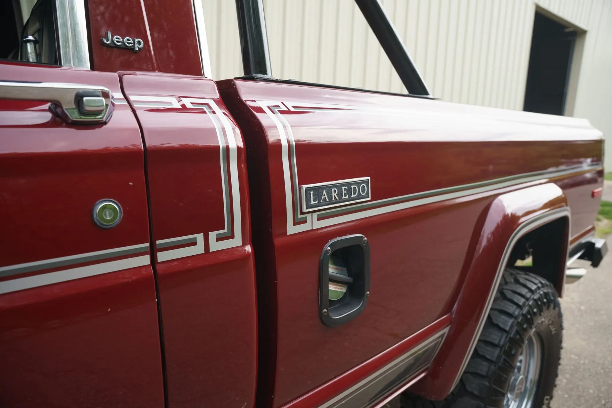 1982 Jeep J10 Laredo
