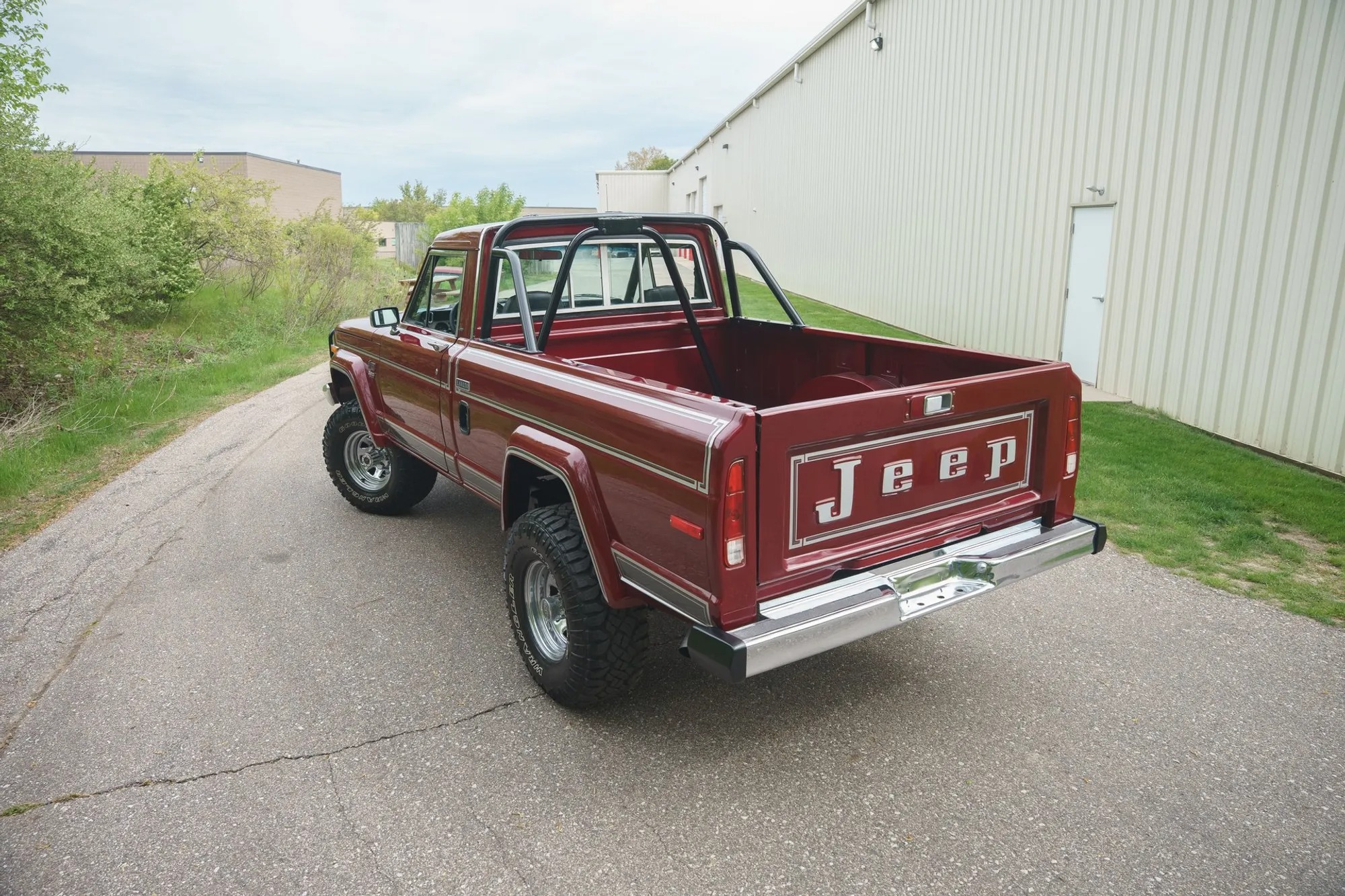 1982 Jeep J10 Laredo