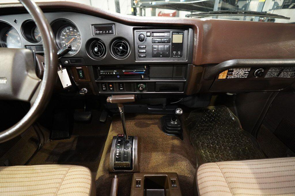 1990 Toyota Land Cruiser FJ62