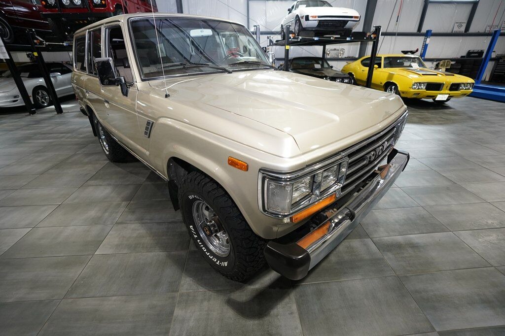 1990 Toyota Land Cruiser FJ62