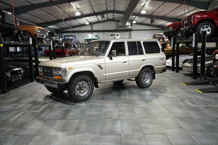 1990 Toyota Land Cruiser FJ62