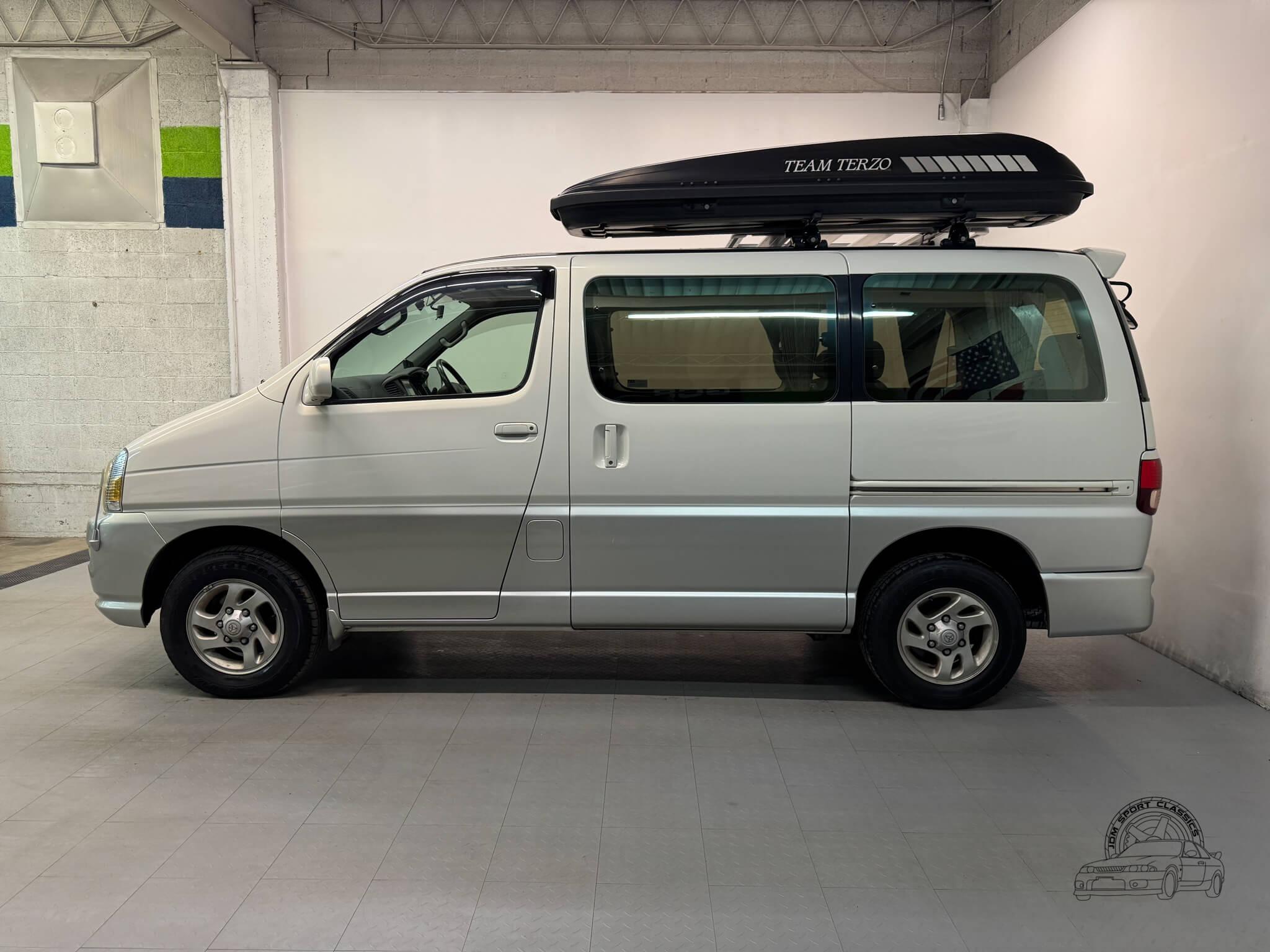 1999 Toyota HiAce Regius V L-Package