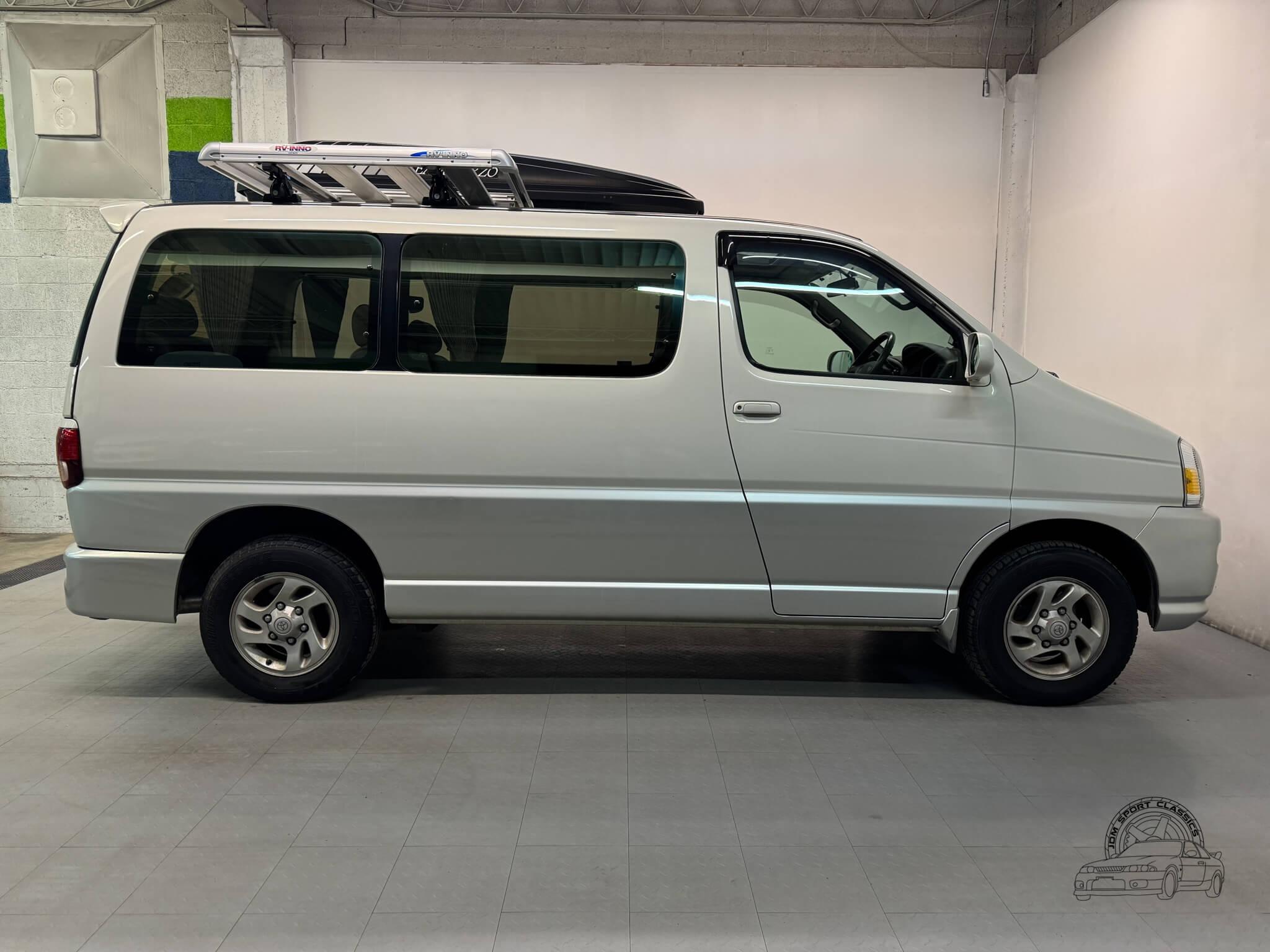 1999 Toyota HiAce Regius V L-Package