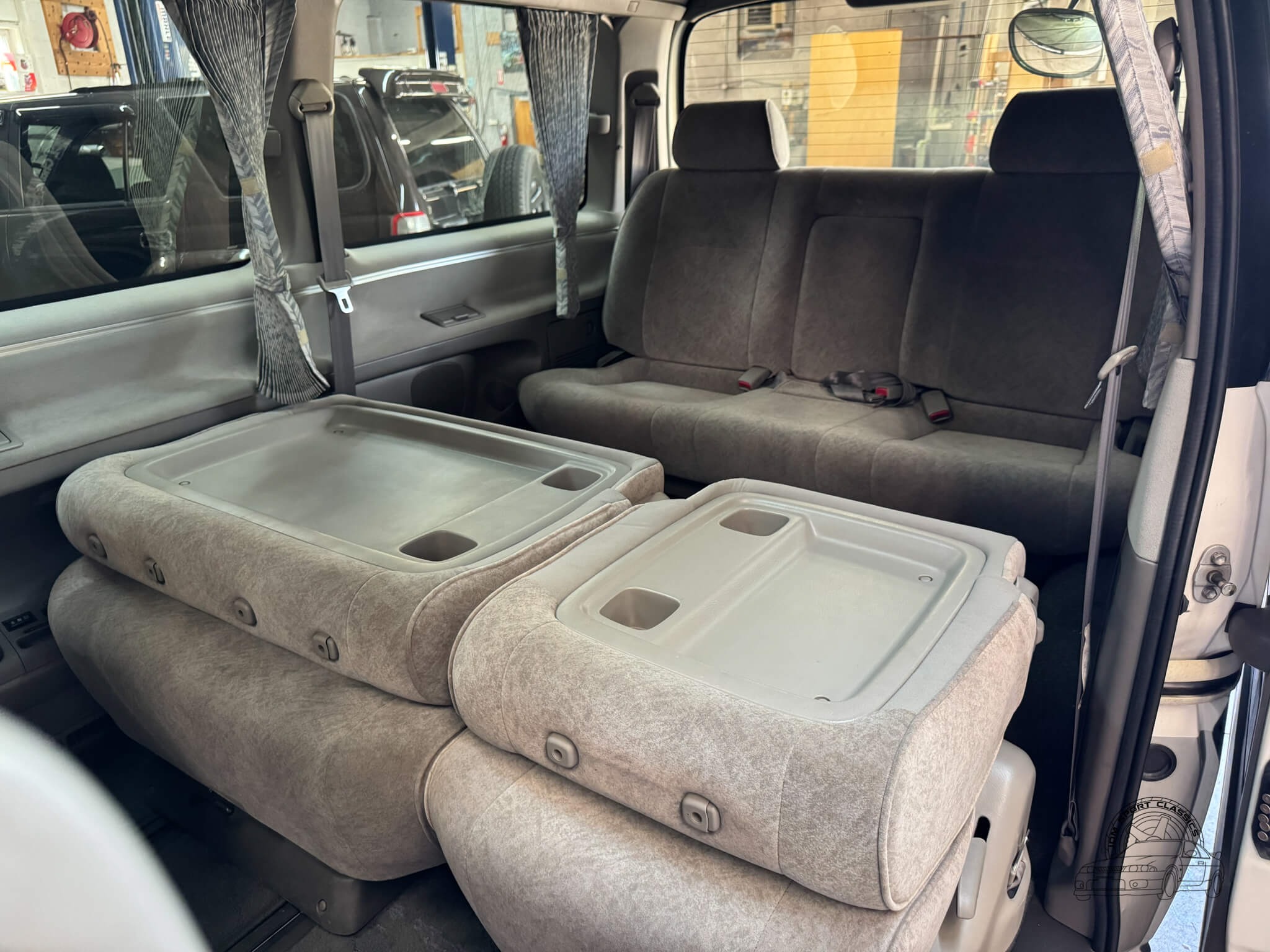 1999 Toyota HiAce Regius V L-Package