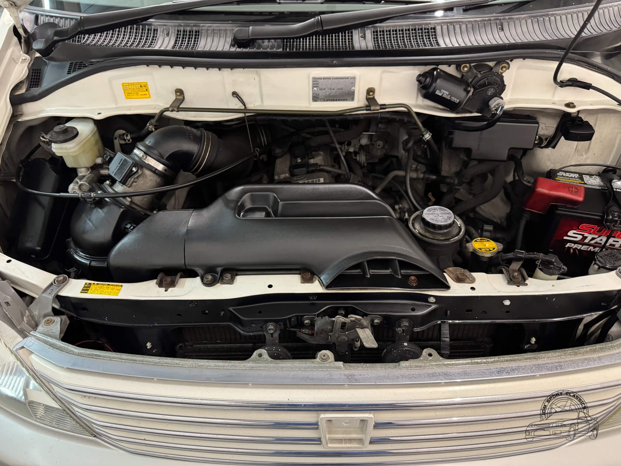 1999 Toyota HiAce Regius V L-Package