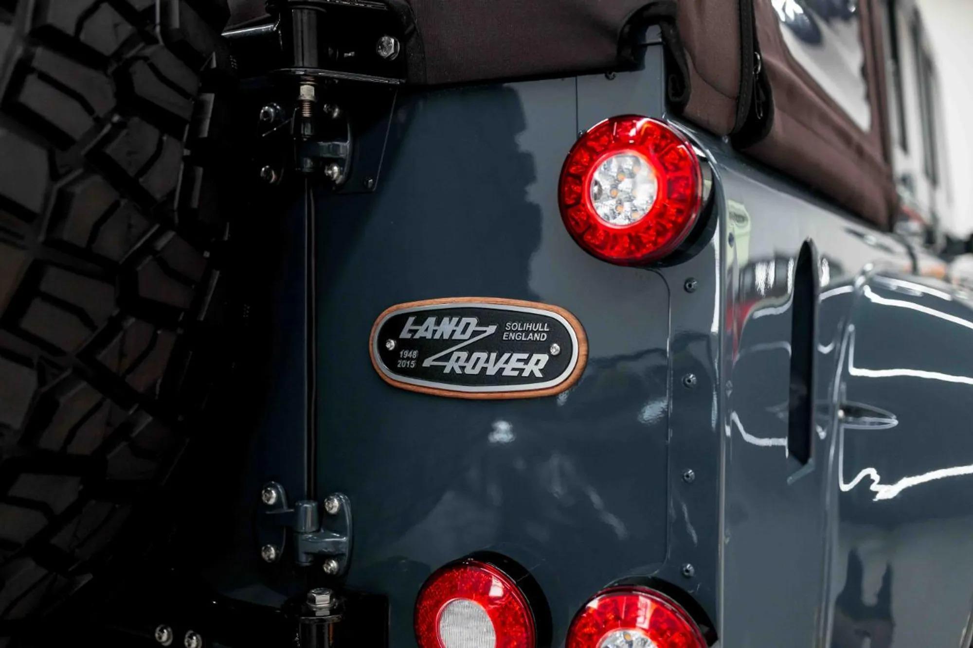 2000 Land Rover Defender 110