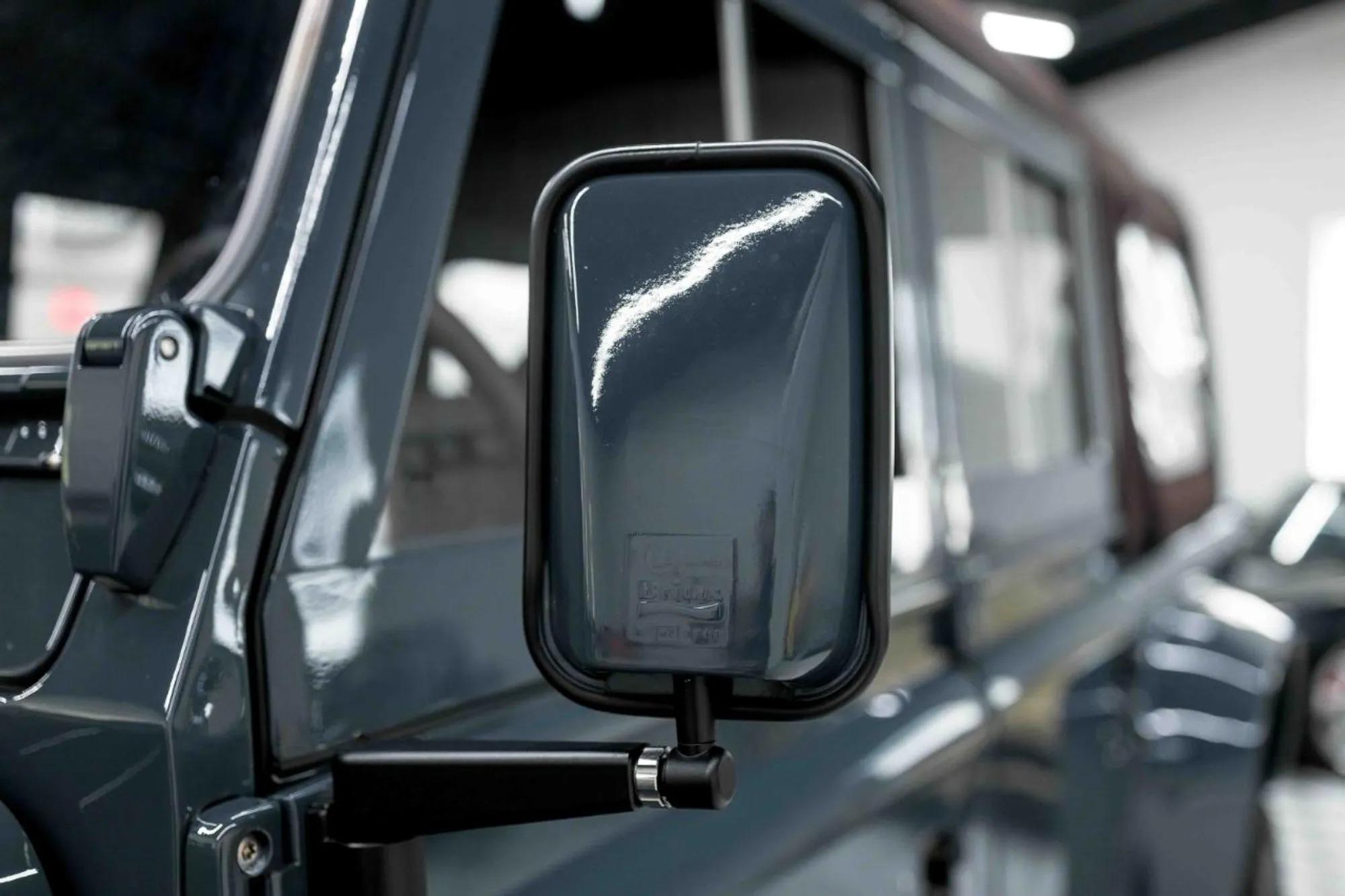 2000 Land Rover Defender 110