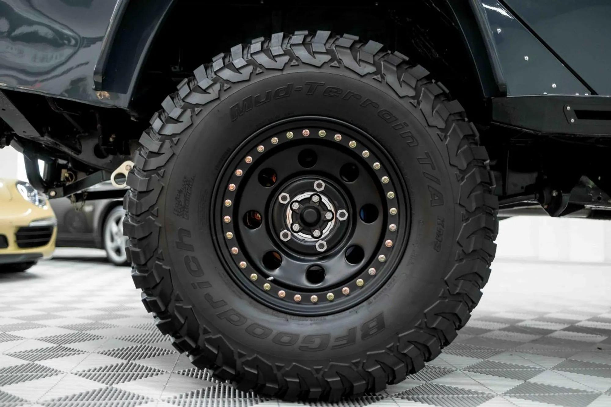 2000 Land Rover Defender 110