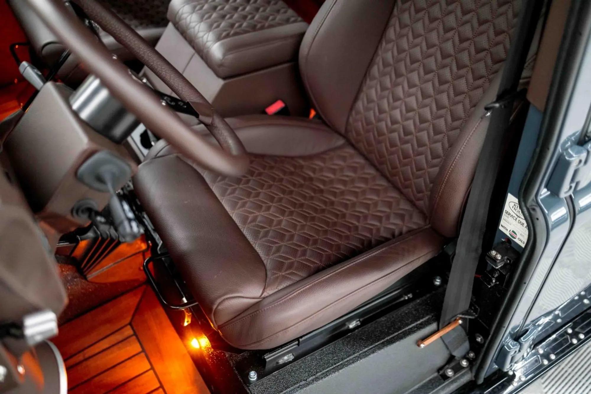 2000 Land Rover Defender 110