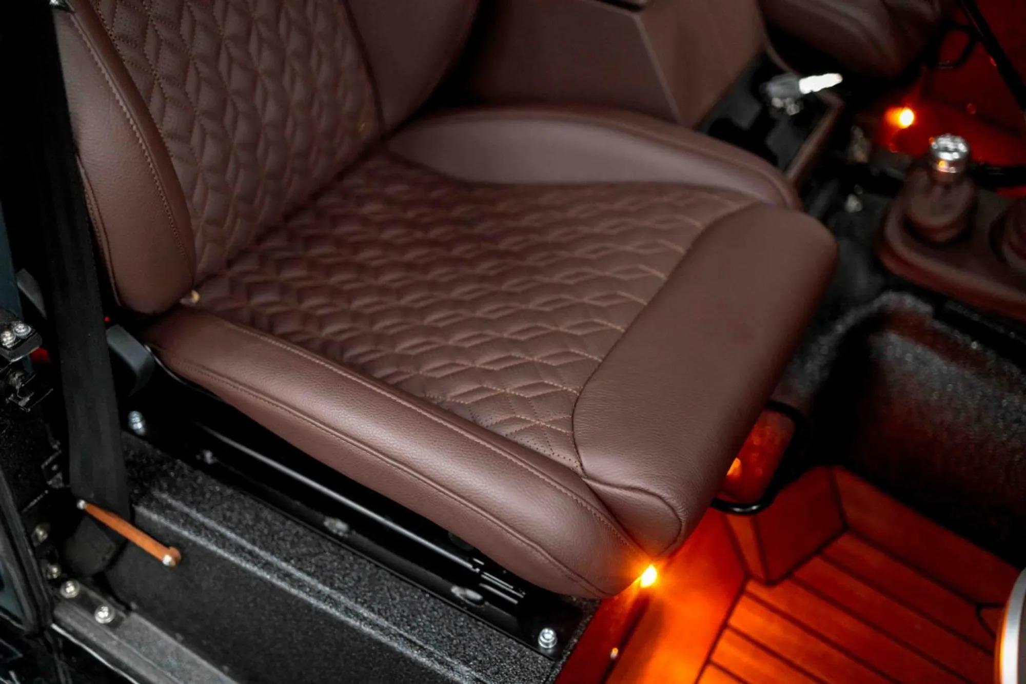 2000 Land Rover Defender 110