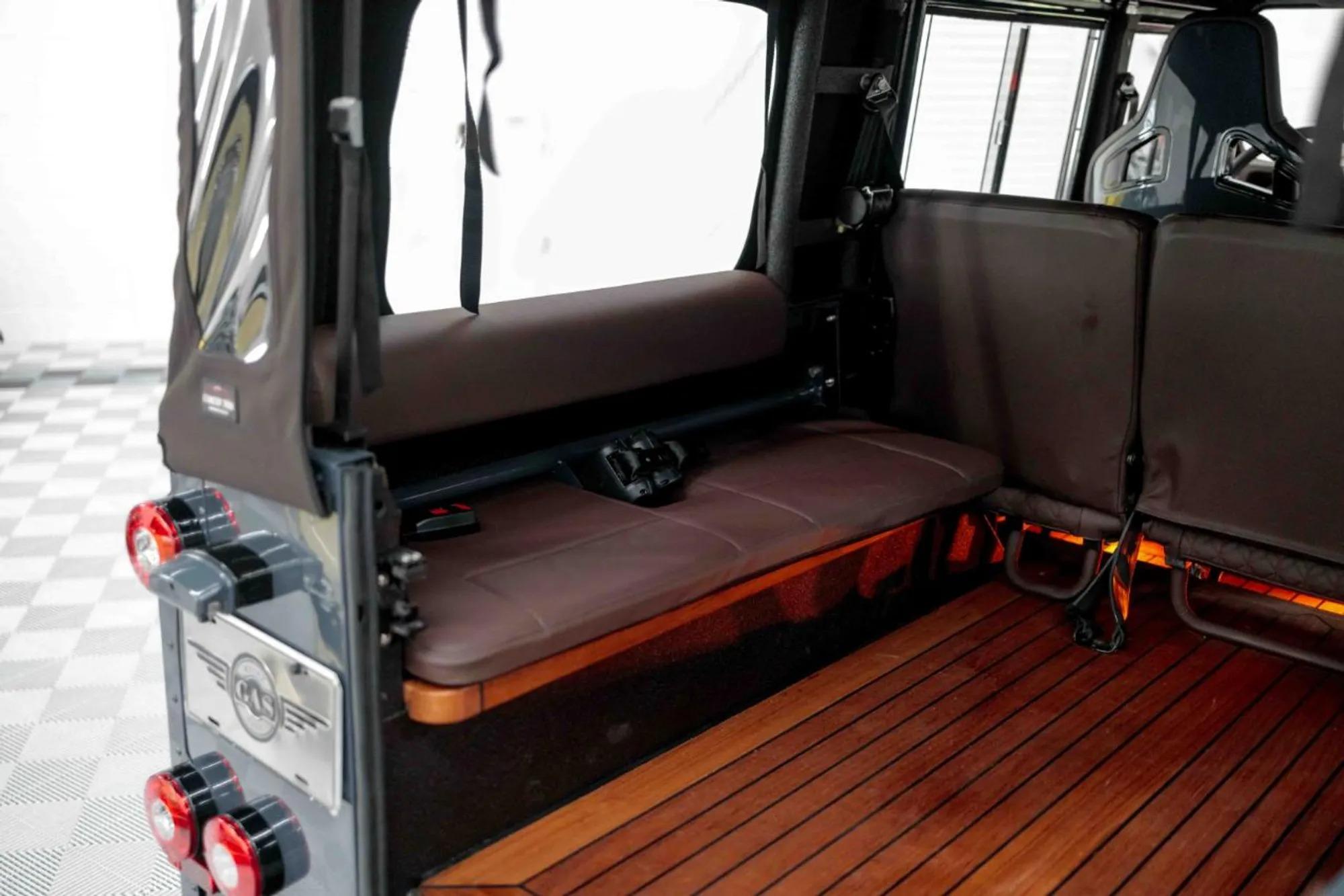 2000 Land Rover Defender 110