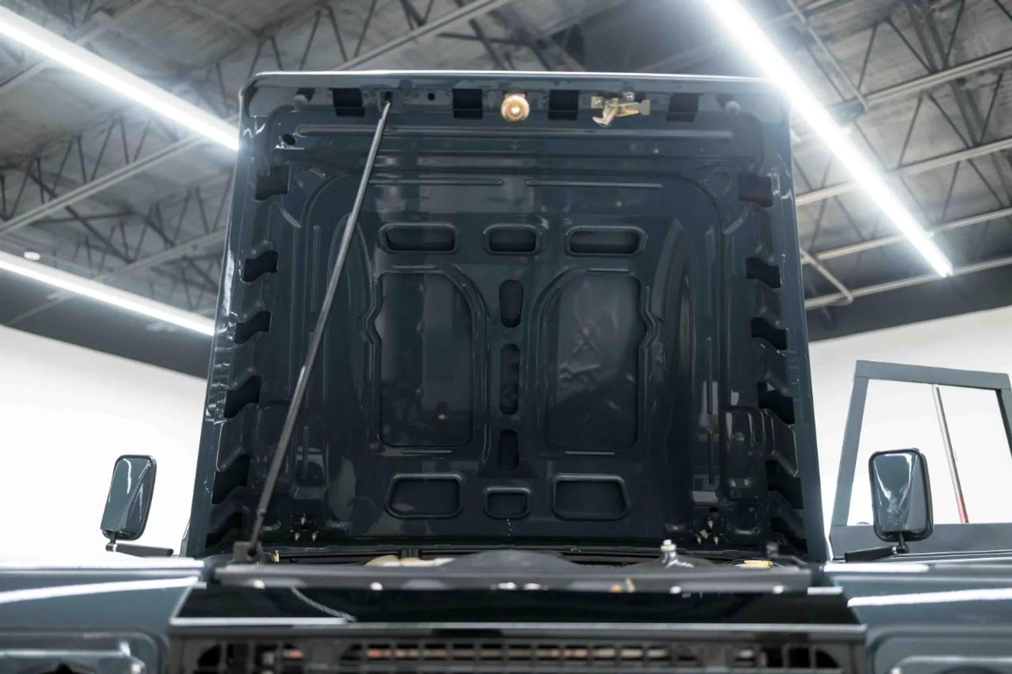 2000 Land Rover Defender 110
