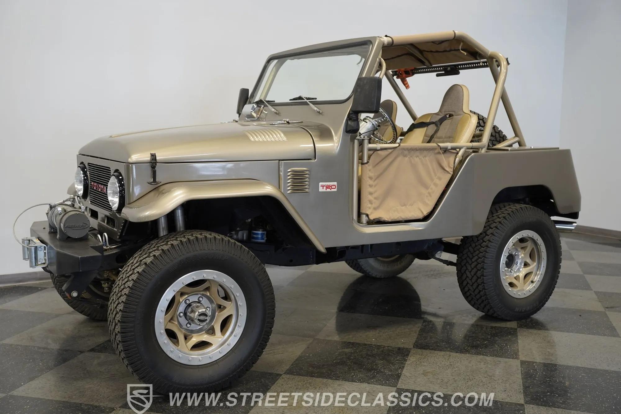 1976 Toyota Land Cruiser FJ40 - 3